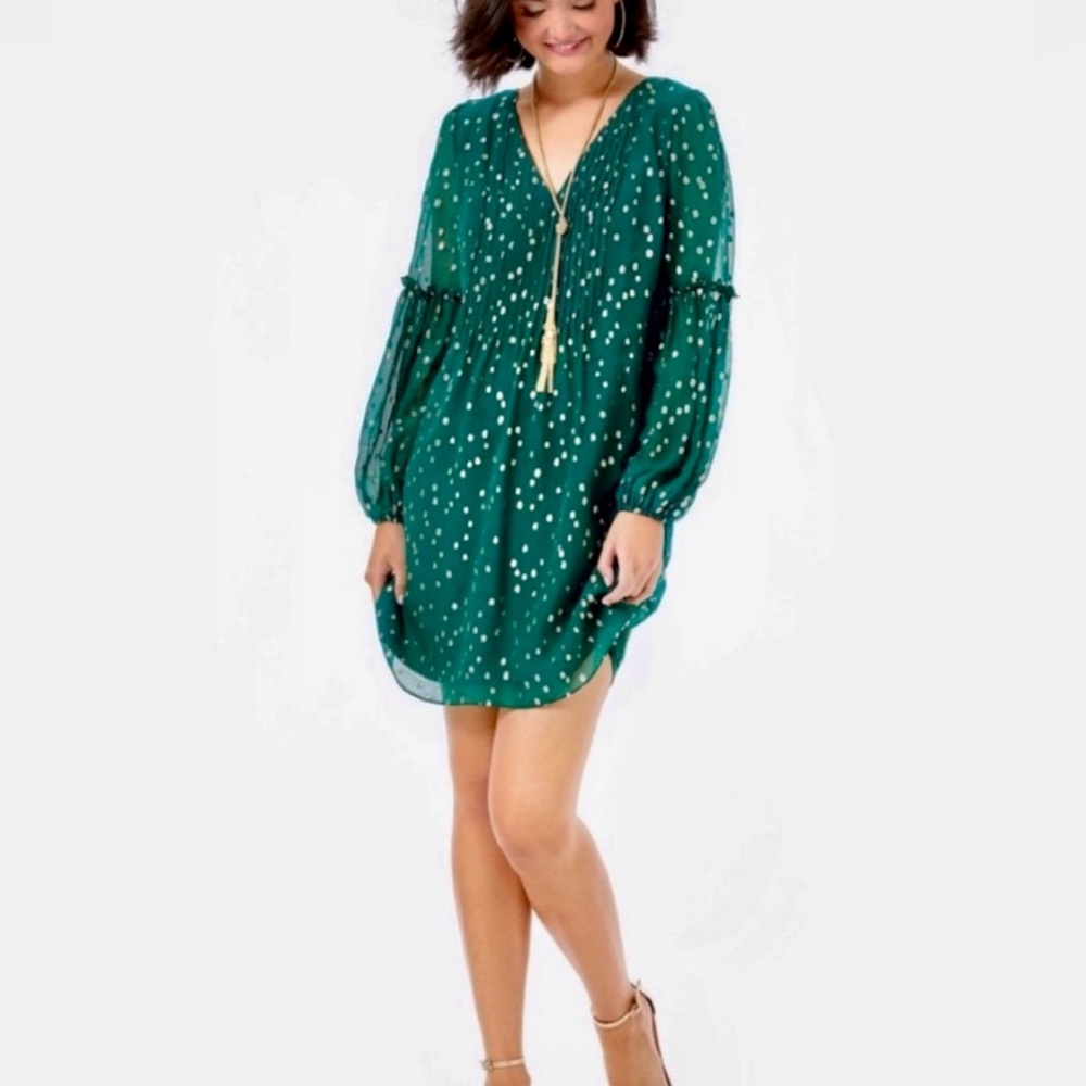 Lilly Pulitzer Cleme Green Silk Shift Dress
Gold Polka Dots | 10